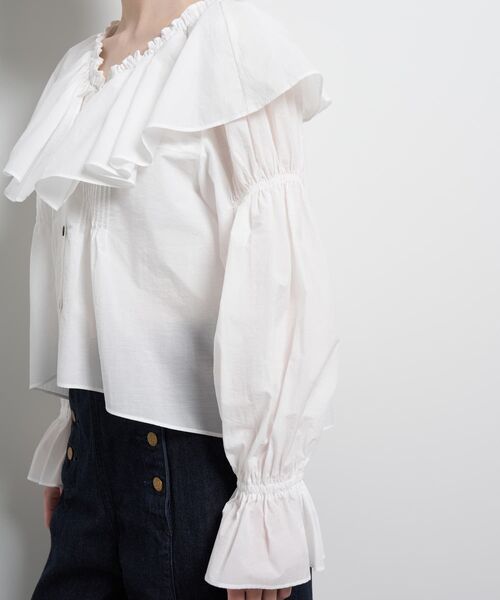 LANVIN en Bleu（ランバンオンブルー）の「ギャザーフリルブラウス（シャツ/ブラウス・レディース・オフホワイト/ブラック/グレー・38）」の18枚目の写真