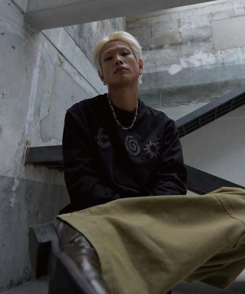 TONY LAWRENCE(トニーローレンス)の「アプリケパッチロングスリーブブラック(Tシャツ/カットソー・レディース・その他・LARGE/MEDIUM/SMALL)」の8枚目の写真