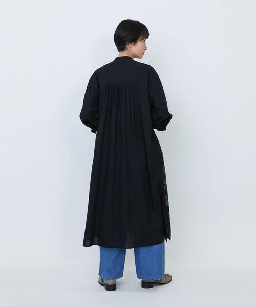 LOISIR（ロワズィール）の「オリジナル柄刺繍ワンピース（ワンピース・レディース・キナリ/ブラック系その他・FREE）」の5枚目の写真