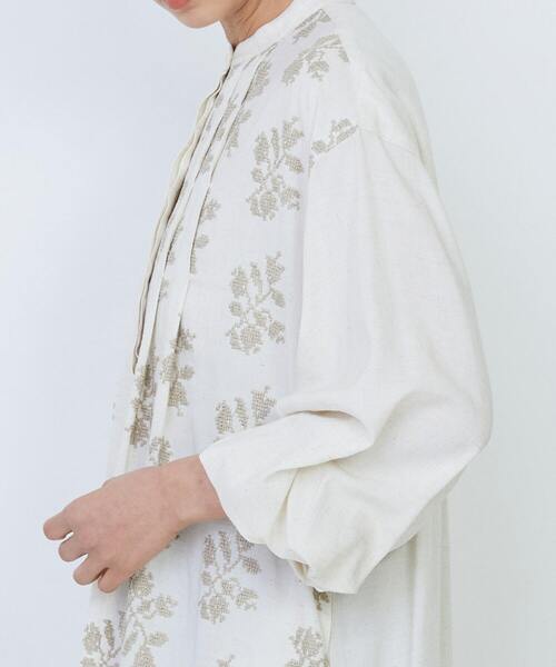 LOISIR（ロワズィール）の「オリジナル柄刺繍ワンピース（ワンピース・レディース・キナリ/ブラック系その他・FREE）」の20枚目の写真