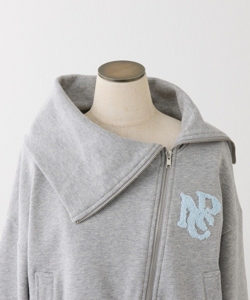 one after another NICE CLAUP(ワンアフターアナザーナイスクラップ)の「セーラーカラーロゴスウェット【セットアップボトムあり】(パーカー・レディース・ピンク/杢グレー/ブラック・FREE)」の14枚目の写真