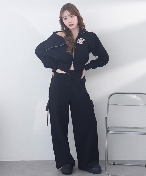 one after another NICE CLAUP(ワンアフターアナザーナイスクラップ)の「セーラーカラーロゴスウェット【セットアップボトムあり】(パーカー・レディース・ピンク/杢グレー/ブラック・FREE)」の5枚目の写真