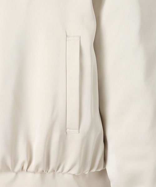 F i.n.t（フィント）の「ローズアーチ刺繍サテンブルゾン（ブルゾン・レディース・アイボリー/ピンクベージュ・FREE）」の18枚目の写真