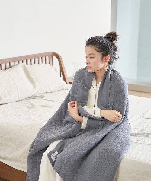 collex（コレックス）の「【神藤タオル】SHINTO INNER PILE BLANKET　3枚つなぎ　188×130（ブランケット・レディース・チャコールグレー/ブルー/アイボリー/ピンクベージュ・フリー）」の7枚目の写真