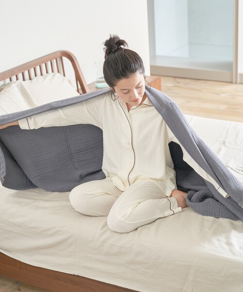 collex（コレックス）の「【神藤タオル】SHINTO INNER PILE BLANKET　3枚つなぎ　188×130（ブランケット・レディース・チャコールグレー/ブルー/アイボリー/ピンクベージュ・フリー）」の8枚目の写真