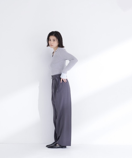 NATURAL BEAUTY BASIC(ナチュラルビューティーベーシック)の「【Oggi.jp掲載】タックステッチベルテッドパンツ(その他パンツ・レディース・イエロー/チャコールグレー・MEDIUM/P/S)」の3枚目の写真