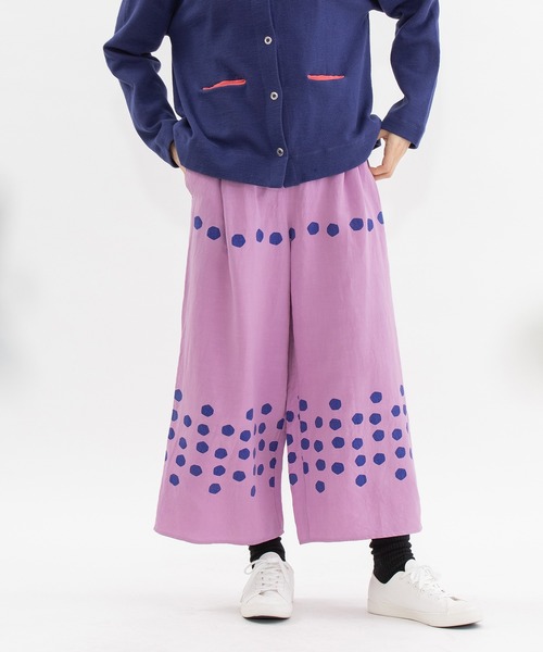 nop de nod(ノップドゥノッド)の「リネンレーヨンパネルドット9分丈パンツ(その他パンツ・レディース・ブラック/ピンク/ブルー・3)」の7枚目の写真