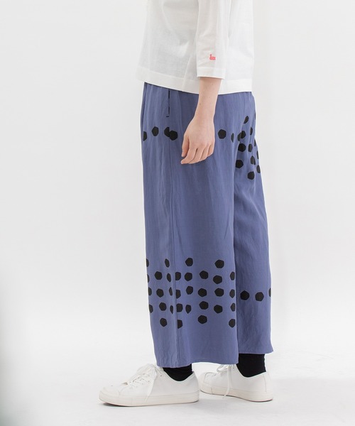 nop de nod(ノップドゥノッド)の「リネンレーヨンパネルドット9分丈パンツ(その他パンツ・レディース・ブラック/ピンク/ブルー・3)」の15枚目の写真