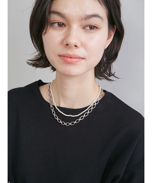 Mila Owen(ミラオーウェン)の「2連パールチェーンネックレス(ネックレス・レディース・シルバー/ゴールド・F)」の18枚目の写真