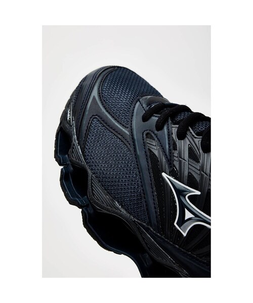 MIZUNO(ミズノ )の「MIZUNO(ミズノ) WAVE PROPHECY LS(スニーカー・メンズ・ネイビー・27cm/26.5cm/26cm/25.5cm/28.5cm/28cm/27.5cm/24.5cm/29cm/25cm)」の3枚目の写真