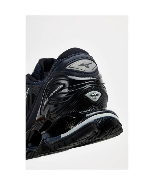 MIZUNO(ミズノ )の「MIZUNO(ミズノ) WAVE PROPHECY LS(スニーカー・メンズ・ネイビー・27cm/26.5cm/26cm/25.5cm/28.5cm/28cm/27.5cm/24.5cm/29cm/25cm)」の4枚目の写真