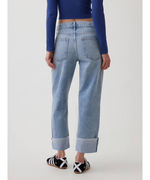 GAP（ギャップ）の「ロースラング リラックスフィット クロップドデニム（デニムパンツ・レディース・ライトインディゴブルー・25/27/28/23/24/26/29/30）」の8枚目の写真