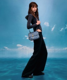 CHARLES & KEITH | Delfinaデルフィナチェーンクロスボディーバッグ(ショルダーバッグ)