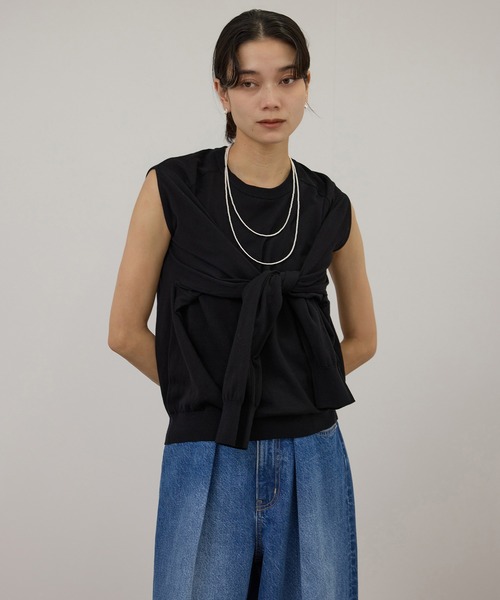 SALON adam et rope'（サロン アダム エ ロペ）の「【WEB限定】2WAYスリットニットプルオーバー（ニット/セーター・レディース・ブルー/カーキ/ブラック・FREE）」の2枚目の写真