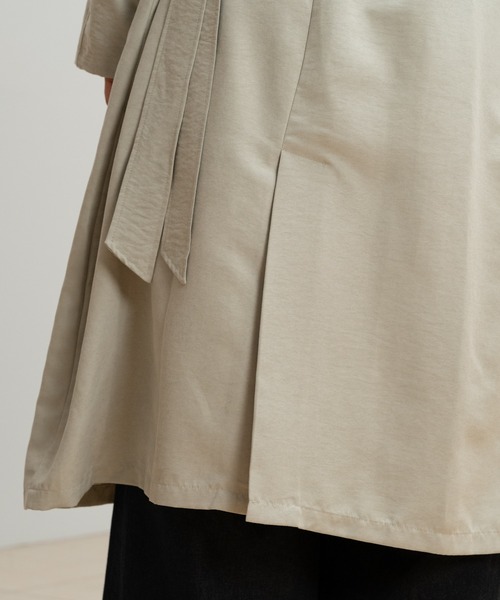 STRAWBERRY-FIELDS（ストロベリーフィールズ）の「スウェードライクピーチ（トレンチコート・レディース・グリーン/グレイッシュベージュ・2）」の19枚目の写真