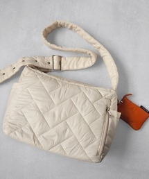 LASIEM（ラシエム）の「ショルダーバッグ レディース ナイロン 撥水 大容量 斜め掛け キルティング マザーズバッグ（ショルダーバッグ）」