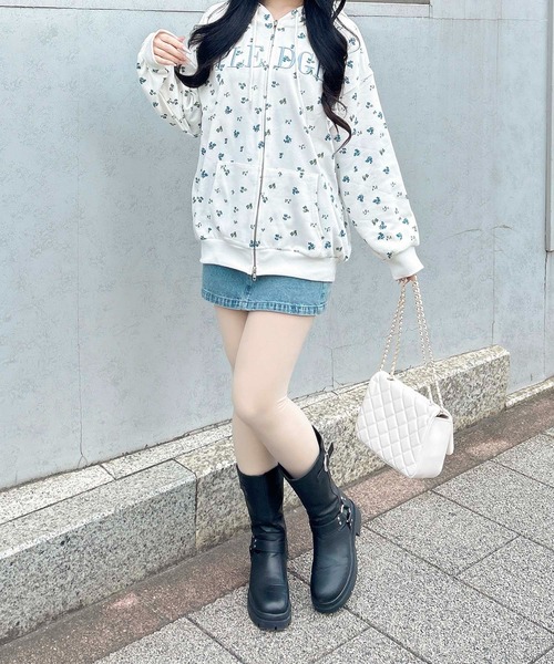 INGNI(イング)の「花柄胸ロゴスウェットジップパーカー(パーカー・レディース・ホワイト×ピンク/ホワイト×ブルー・M)」の10枚目の写真