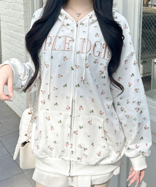 INGNI(イング)の「花柄胸ロゴスウェットジップパーカー(パーカー・レディース・ホワイト×ピンク/ホワイト×ブルー・M)」の12枚目の写真