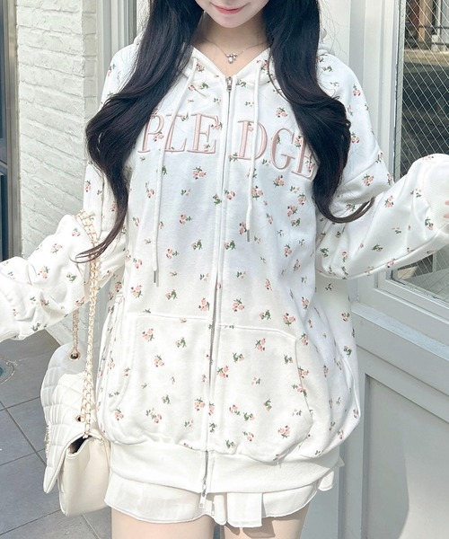 INGNI(イング)の「花柄胸ロゴスウェットジップパーカー(パーカー・レディース・ホワイト×ピンク/ホワイト×ブルー・M)」の13枚目の写真