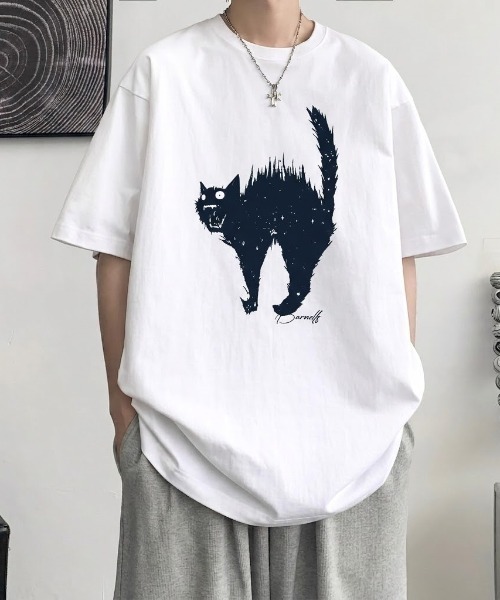 lilful（リルフル）の「【26年春夏新作】キャットプリントグラフィックTシャツ（Tシャツ/カットソー・メンズ・ホワイト/ブラック・L/M）」の2枚目の写真