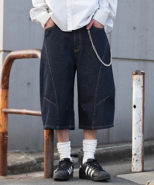 WEGO(ウィゴー)の「WEGO/【26年春夏新作】チェーン付きバルーンショーツ(デニムパンツ・メンズ・ピンク/インディゴブルー/その他1/その他2/アイボリー/ブラック系2・MEDIUM/LARGE)」の4枚目の写真