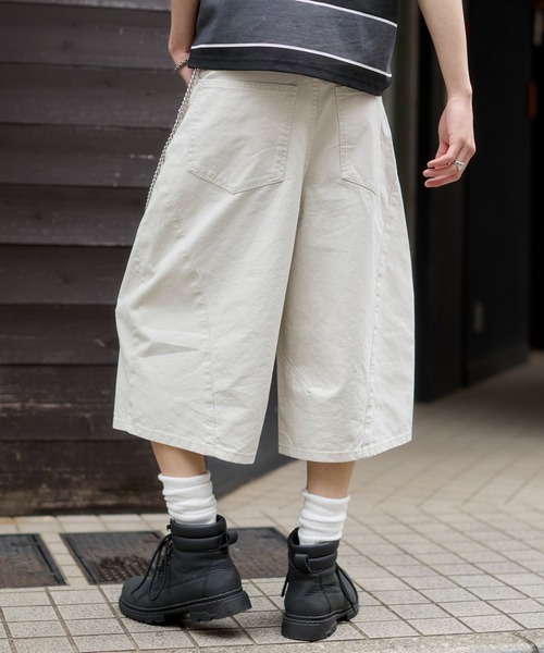 WEGO(ウィゴー)の「WEGO/【26年春夏新作】チェーン付きバルーンショーツ(デニムパンツ・メンズ・ピンク/インディゴブルー/その他1/その他2/アイボリー/ブラック系2・MEDIUM/LARGE)」の19枚目の写真