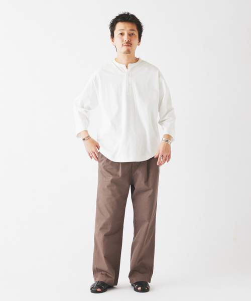 JOURNAL STANDARD relume（ジャーナルスタンダード　レリューム）の「スリーピング ヘンリーネック ロングスリーブ（Tシャツ/カットソー・メンズ・ブラックミックス/ホワイト/サックスブルー・MEDIUM/LARGE）」の5枚目の写真