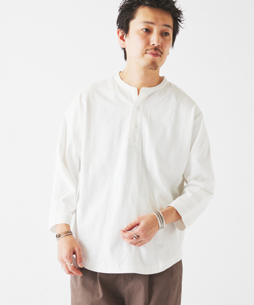 JOURNAL STANDARD relume（ジャーナルスタンダード　レリューム）の「スリーピング ヘンリーネック ロングスリーブ（Tシャツ/カットソー・メンズ・ブラックミックス/ホワイト/サックスブルー・MEDIUM/LARGE）」の11枚目の写真