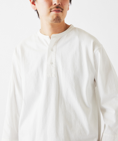 JOURNAL STANDARD relume（ジャーナルスタンダード　レリューム）の「スリーピング ヘンリーネック ロングスリーブ（Tシャツ/カットソー・メンズ・ブラックミックス/ホワイト/サックスブルー・MEDIUM/LARGE）」の12枚目の写真