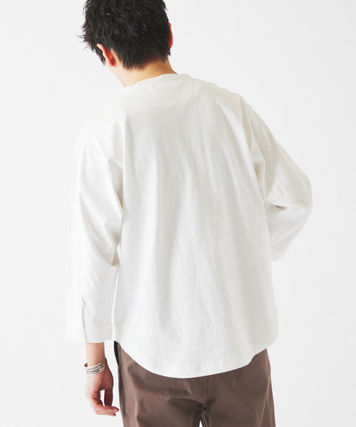 JOURNAL STANDARD relume（ジャーナルスタンダード　レリューム）の「スリーピング ヘンリーネック ロングスリーブ（Tシャツ/カットソー・メンズ・ブラックミックス/ホワイト/サックスブルー・MEDIUM/LARGE）」の17枚目の写真