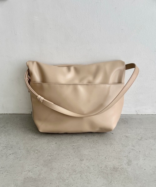 Lee(リー)の「Lee/バルーン巾着ショルダーバッグ/肩掛け/ハンドバッグ/レディース(ショルダーバッグ・レディース・ダークブラウン/ブラック/ベージュ・FREE)」の8枚目の写真