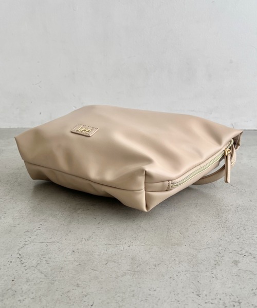 Lee(リー)の「Lee/バルーン巾着ショルダーバッグ/肩掛け/ハンドバッグ/レディース(ショルダーバッグ・レディース・ダークブラウン/ブラック/ベージュ・FREE)」の9枚目の写真