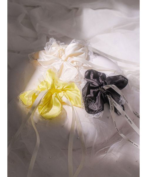 SNIDEL（スナイデル）の「【Chacott】コラボレースシュシュ（シュシュ・レディース・アイボリー/ブラック/イエロー・F）」の8枚目の写真