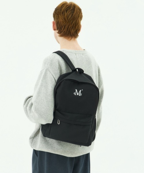 MUCENT(ムセント)の「A'GEM/9 × .kom 『MUCENT/ムセント』 DONDA SIGNATURE LOGO BACK PACK/シグネチャーロゴ刺繍バックパック(バックパック/リュック・レディース・ブラック・FREE)」の8枚目の写真