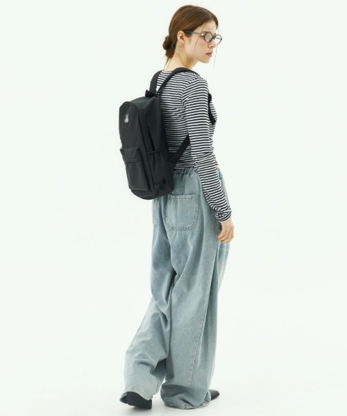 MUCENT(ムセント)の「A'GEM/9 × .kom 『MUCENT/ムセント』 DONDA SIGNATURE LOGO BACK PACK/シグネチャーロゴ刺繍バックパック(バックパック/リュック・レディース・ブラック・FREE)」の5枚目の写真