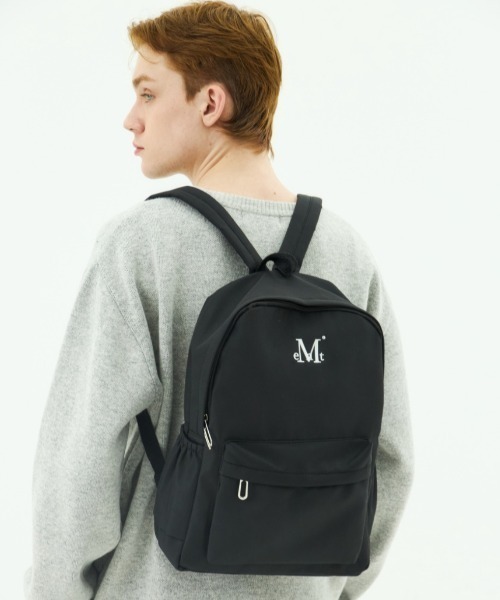 MUCENT(ムセント)の「A'GEM/9 × .kom 『MUCENT/ムセント』 DONDA SIGNATURE LOGO BACK PACK/シグネチャーロゴ刺繍バックパック(バックパック/リュック・レディース・ブラック・FREE)」の6枚目の写真