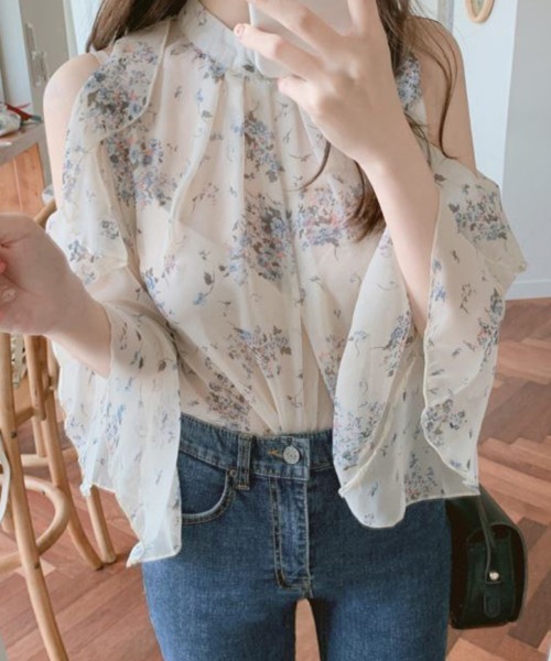 mielu(ミエル)の「《大人きれいめフェミニン♪》オフショルダー花柄シフォンブラウス 春夏(シャツ/ブラウス・レディース・オレンジ/アイボリー・MEDIUM/LARGE)」の9枚目の写真