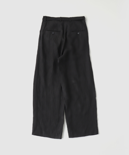 m's braque（エムズブラック）の「m’s braque (エムズ ブラック)  BELTED TACK BAGGY PANTS（その他パンツ・メンズ・ブラック・40/36/38）」の5枚目の写真