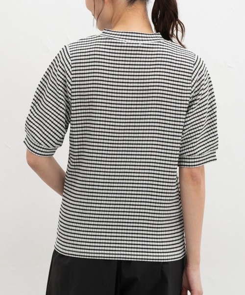 Honeys(ハニーズ)の「【ハニさら・吸水速乾・抗菌防臭】ふんわり袖トップス(Tシャツ/カットソー・レディース・ホワイト系その他/ホワイト×ブラック/ホワイト×ブルー・L/LL/M/S)」の22枚目の写真