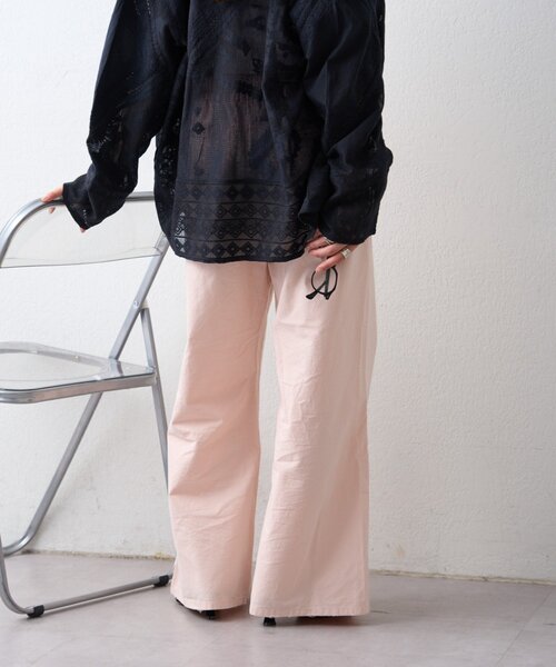 CIAOPANIC TYPY(チャオパニックティピー)の「【美脚見え/3サイズ展開】柔らかルーズフレアイージーデニム(デニムパンツ・レディース・ブルー/サックスブルー/ピンク・SMALL/LARGE/MEDIUM)」の17枚目の写真