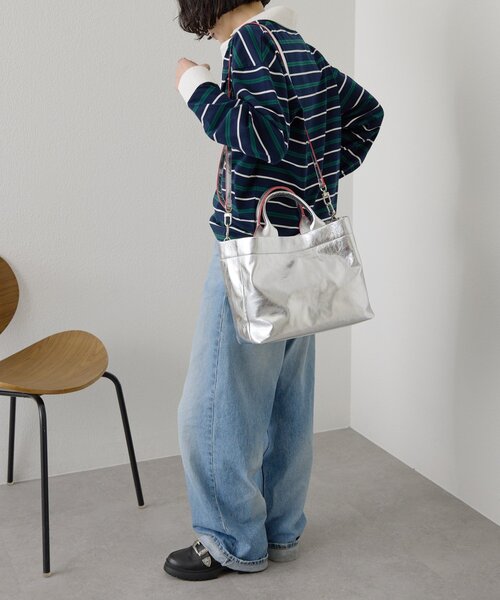 ear PAPILLONNER（イアパピヨネ）の「【MAGLOW(マグロー)】ear別注トートバッグ（トートバッグ・レディース・ブラック/シルバー・FREE）」の7枚目の写真