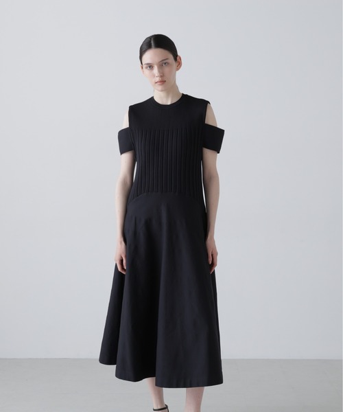 ADORE アドーア ワンピース ニット 長袖 ニットワンピース クルーネック ◇フォルムドニットワンピース（ニット/セーター）｜ADORE（アドーア