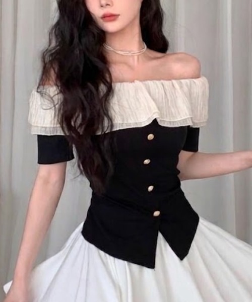 SHEPP(シープ)の「チュールフリルオフショルニット半袖プルオーバー(Tシャツ/カットソー・レディース・ブラック/アイボリー・M/S)」の5枚目の写真
