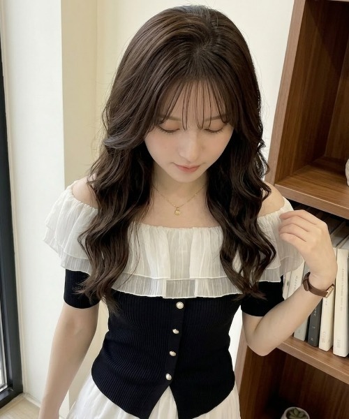 SHEPP(シープ)の「チュールフリルオフショルニット半袖プルオーバー(Tシャツ/カットソー・レディース・ブラック/アイボリー・M/S)」の12枚目の写真