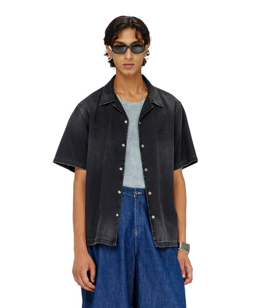 DIESEL（ディーゼル）の「メンズ デニムシャツ D-NABIL-D（シャツ/ブラウス・メンズ・ブラック・X-SMALL/X-LARGE/MEDIUM/SMALL/LARGE）」の3枚目の写真