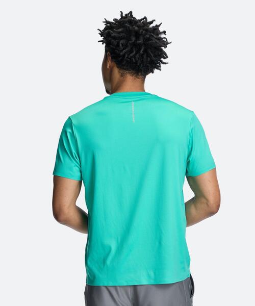 UNDER ARMOUR(アンダーアーマー)の「UAクール エリート ショートスリーブ Tシャツ(トレーニング/メンズ)(Tシャツ/カットソー・メンズ・カーキ系・M/XL/L/2XL/S)」の2枚目の写真