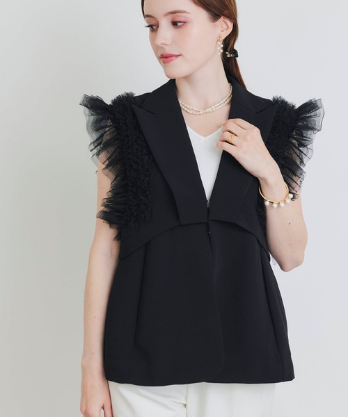 PICCIN PERLA(ピッチンペルラ)の「チュールフリルスリーブ2WAYジレ(ベスト・レディース・ブラック/オフホワイト・M)」の2枚目の写真