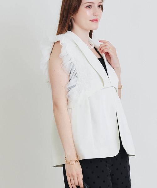 PICCIN PERLA(ピッチンペルラ)の「チュールフリルスリーブ2WAYジレ(ベスト・レディース・ブラック/オフホワイト・M)」の6枚目の写真