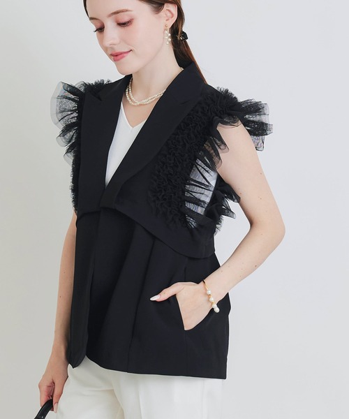 PICCIN PERLA(ピッチンペルラ)の「チュールフリルスリーブ2WAYジレ(ベスト・レディース・ブラック/オフホワイト・M)」の15枚目の写真