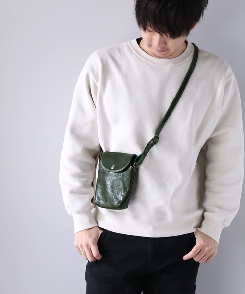 Jamale（ジャマレ）の「[Jamale] 牛革(ヌメ) サコッシュ 日本製（ショルダーバッグ・レディース・ブラウン/キャメル/ダークグリーン・FREE）」の5枚目の写真